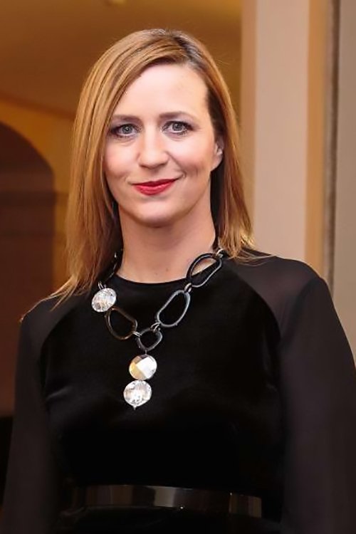 Nina Valič as 