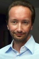 Vincent Pannetier as Doublure Lumière Gérald Gallant - Europe