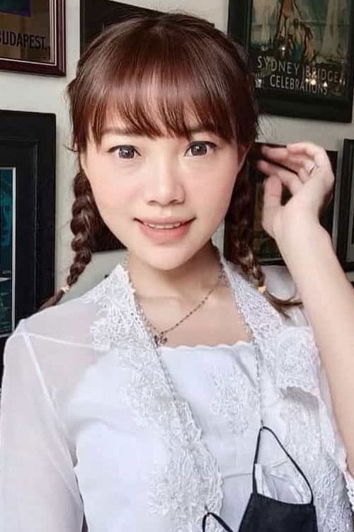 Stefanny Margaretha Aay as Steffy