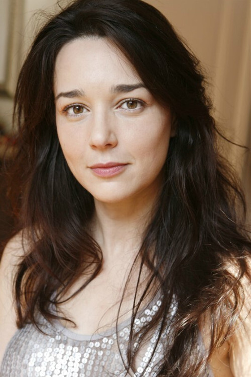 Myriam Tekaïa as Yelena