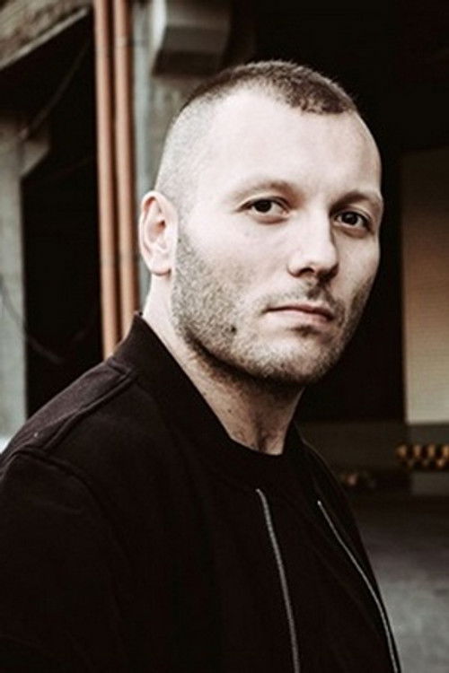 Adam Kuzycz-Berezowski as Bavastro (voice)