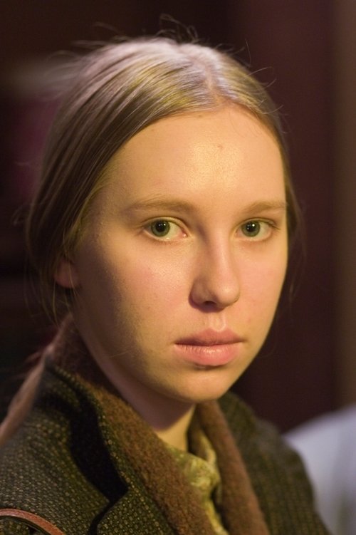 Kathleen Kole as Eve Agnew