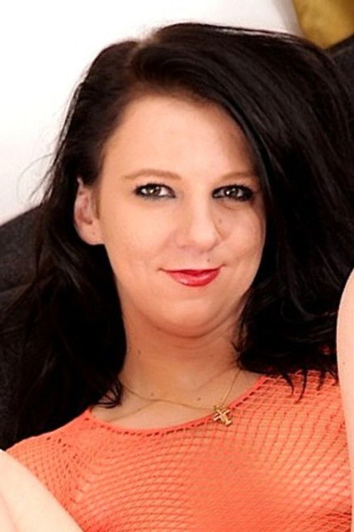 Lusi Green as Luciana Devil