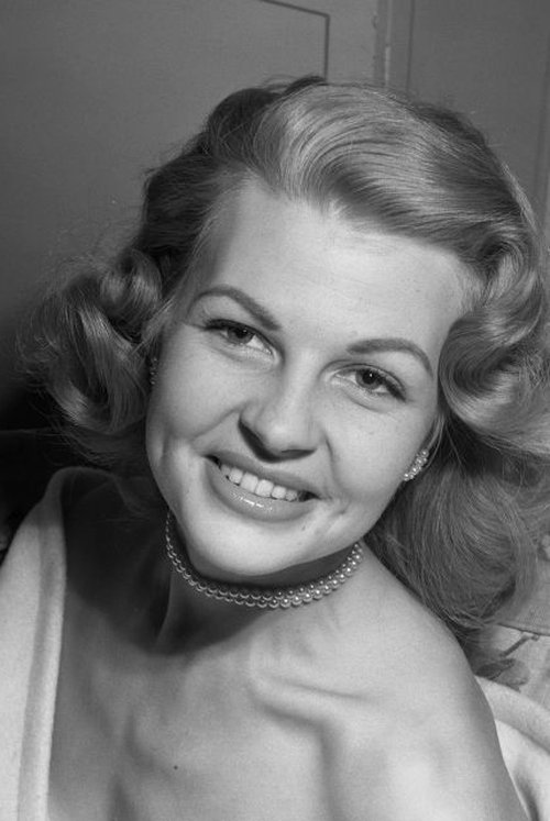 Mary Castle as Rita Bagley