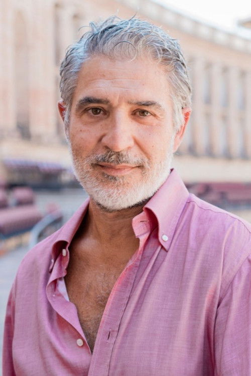 Andrea Concetti as Don Alfonso