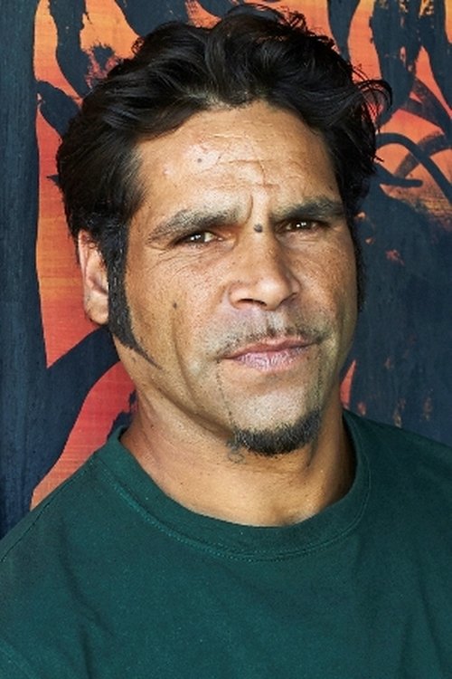 Bruce R. Carter as Willie