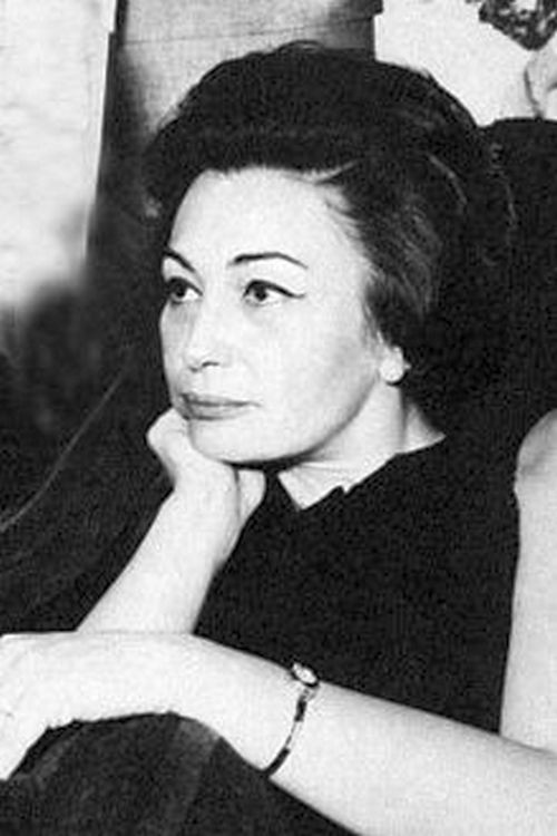 Flora Carabella as Luciana