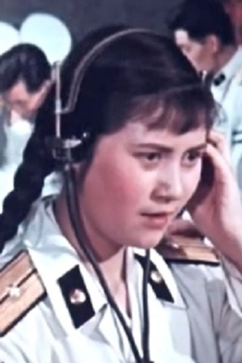 Li Xiaoqing as 报务员