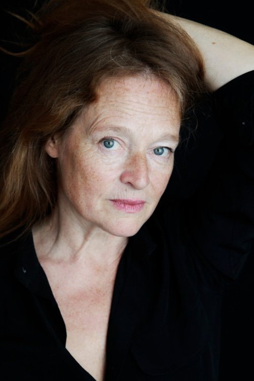 Gabi Herz as Roberta