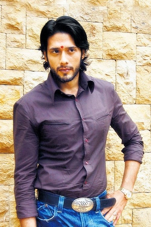 Mohit Ahlawat as Sub-Inpsector Shiva Kumar