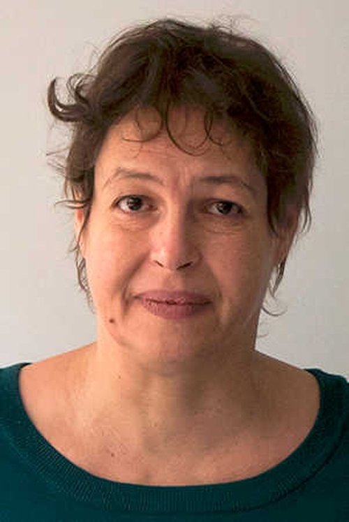Véronique Dumont as Yolande