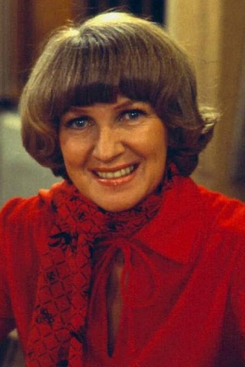 Sølvi Wang as Singer (singing voice)