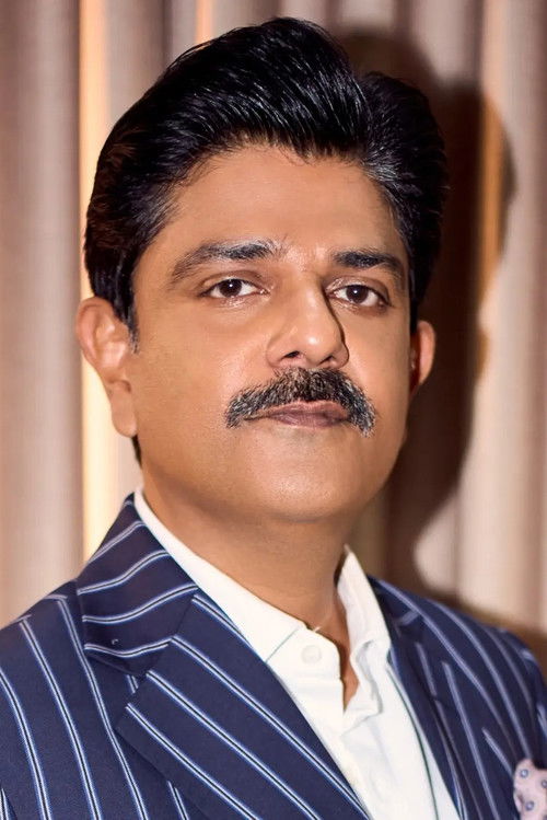 Amit Sial as Kaarthikeyan