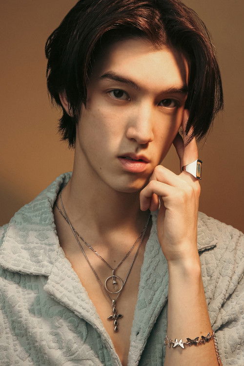 Connor Wong as Mikey