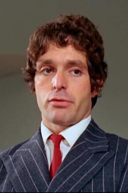 Jonathan Burn as Polpoch