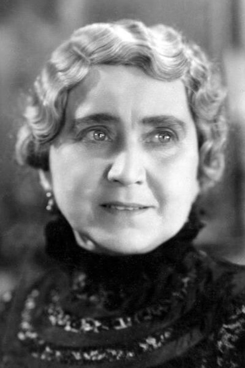 Leopolda Dostalová as 