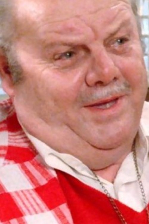 Elmo Lavino as Harvey