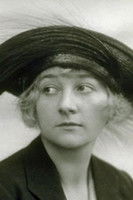 Dora Bergner as The Old Princess Labanoff