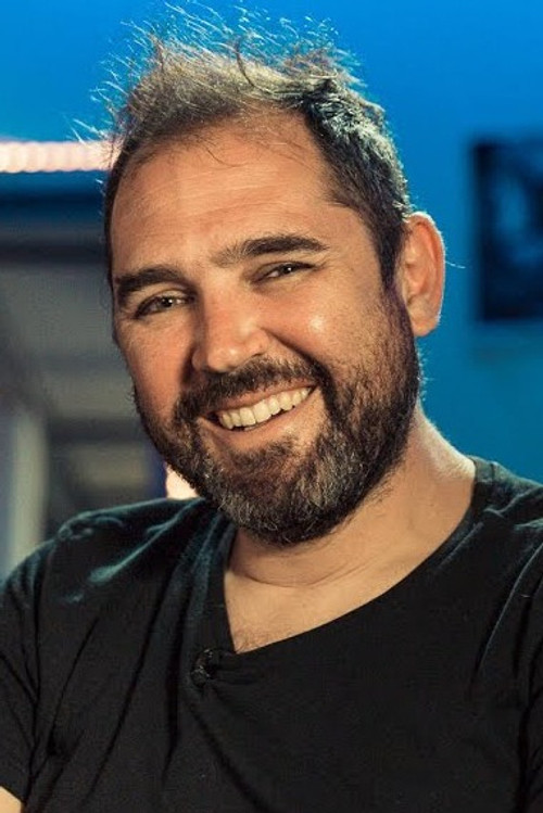 Ezequiel Radusky as Doctor Baggio