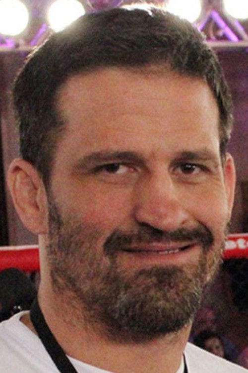 Murilo Bustamante as Self