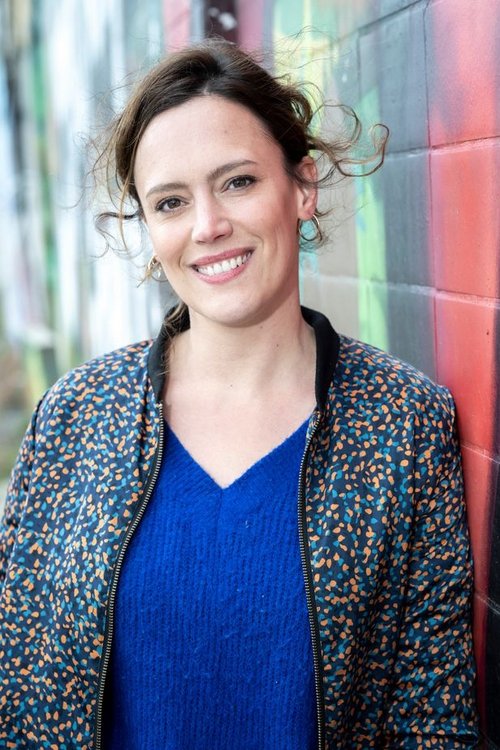 Marieke Dilles as Bieke