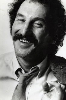 Adilson Barros as Marcos