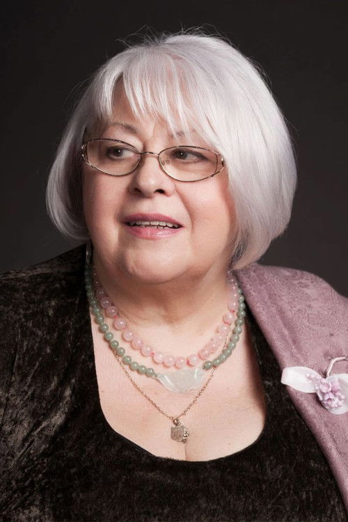 Ildiko Zamfirescu as Barbara