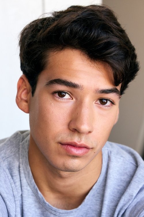 Gabriel Rivas as Eric
