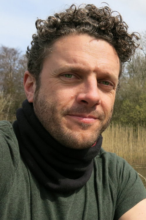 Alexis Bicât as Schoolchild