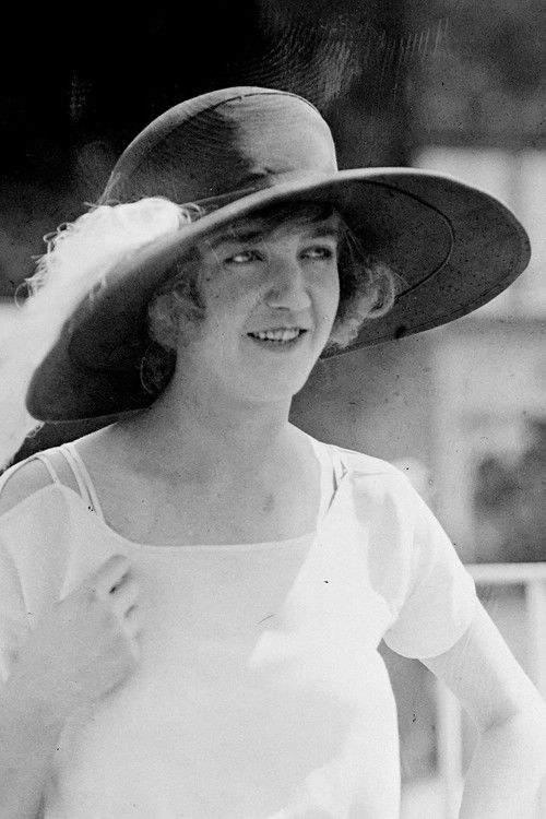 Geneviève Félix as Lucie Fortier