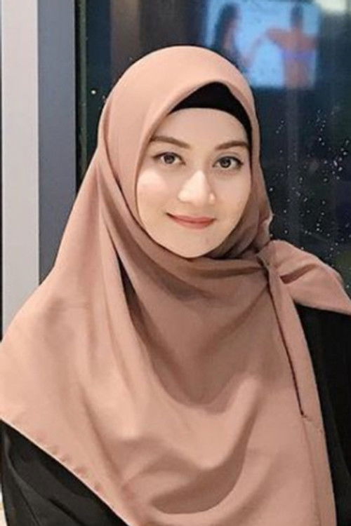 Ayu Pratiwi as Ratih