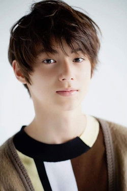 Alexander Sho Lubba as Mochizuki Rei