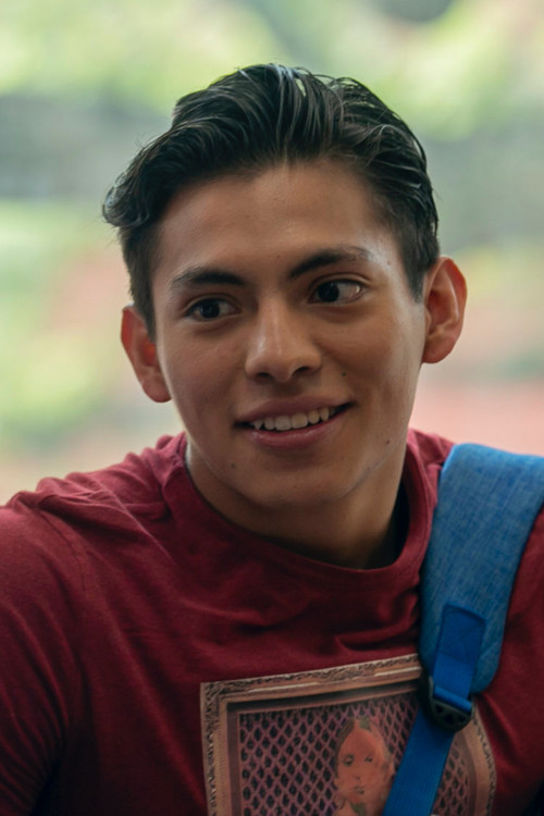 Cristhian Díaz Cruz as Orlando
