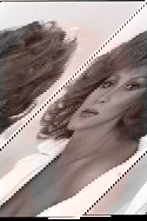 Sacha Darwin as Minouche