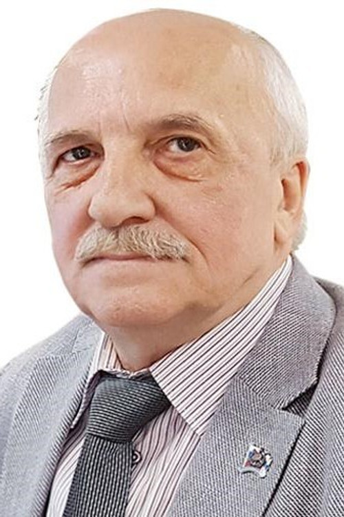 Victor Murakhovsky as Self