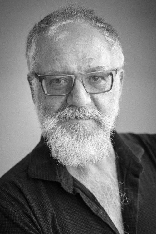 Hopper Stone as Newscaster (voice)