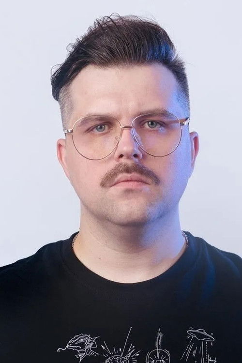 Anton Vlasov as Detective Vlasov