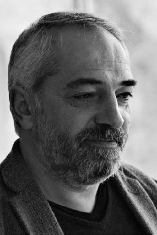 Shant Hovhannisyan as Arno Ghazaryan