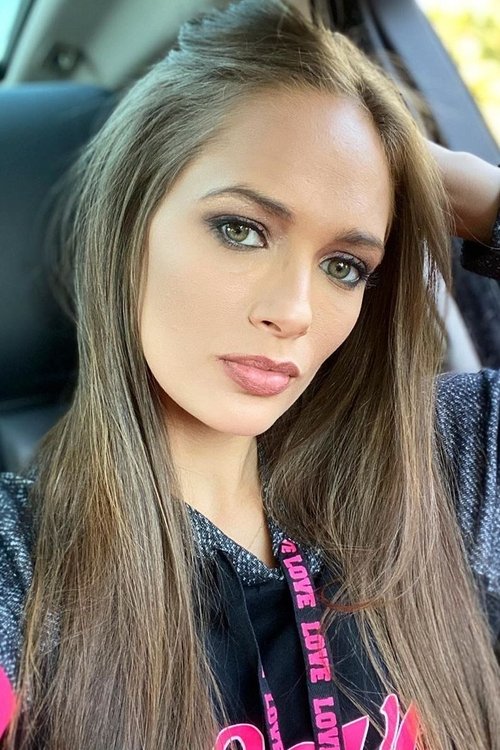 Jessica Dykstra as Candi