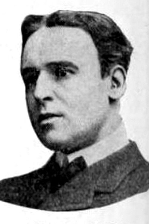 Martin Alsop as Grant Mason