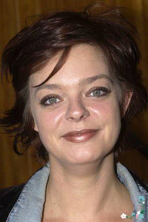 Sophie Louise Lauring as Lone