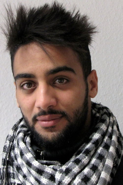 Meda Minyaoui as John