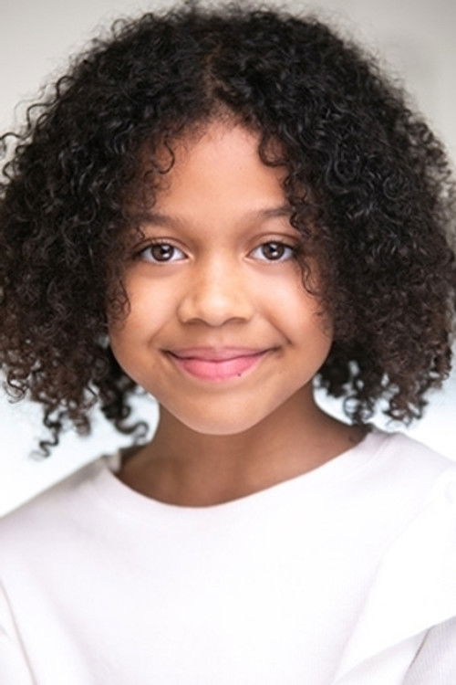 Hallie Barthram as Sophia