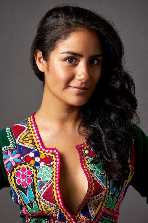 Mayella Lloclla as Mercedes