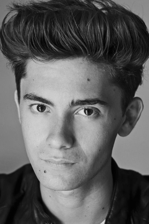 Axel Lapointe as Raphaël