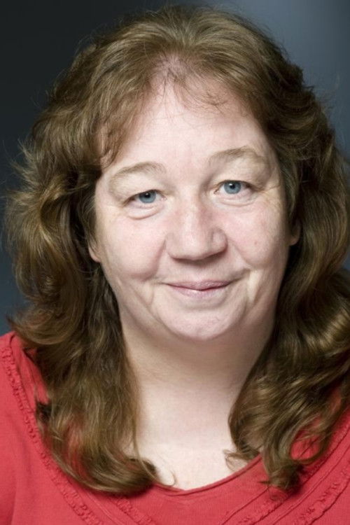 Denise Mack as Traveller Woman