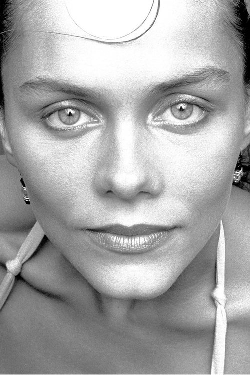 Barri Murphy as Julia Duffy