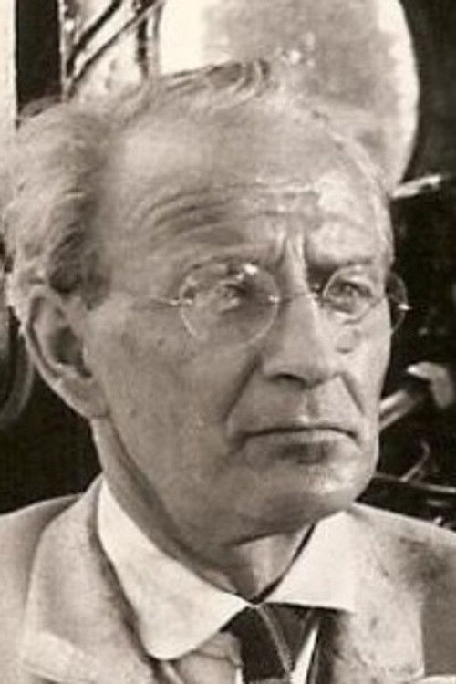 Mircea Constantinescu as The Banker