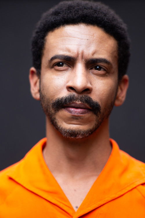 Alexandre Amador as Angelo