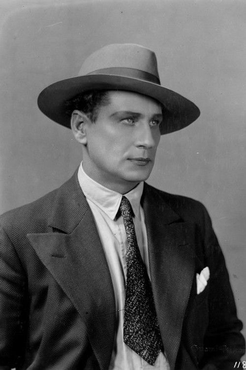 Urho Somersalmi as Metsä-Olli